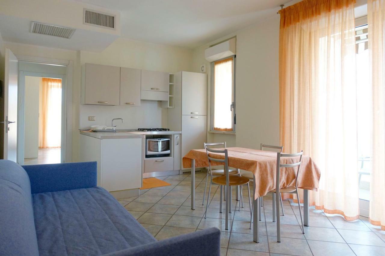 Residence Greco San Bartolomeo Al Mare Extérieur photo