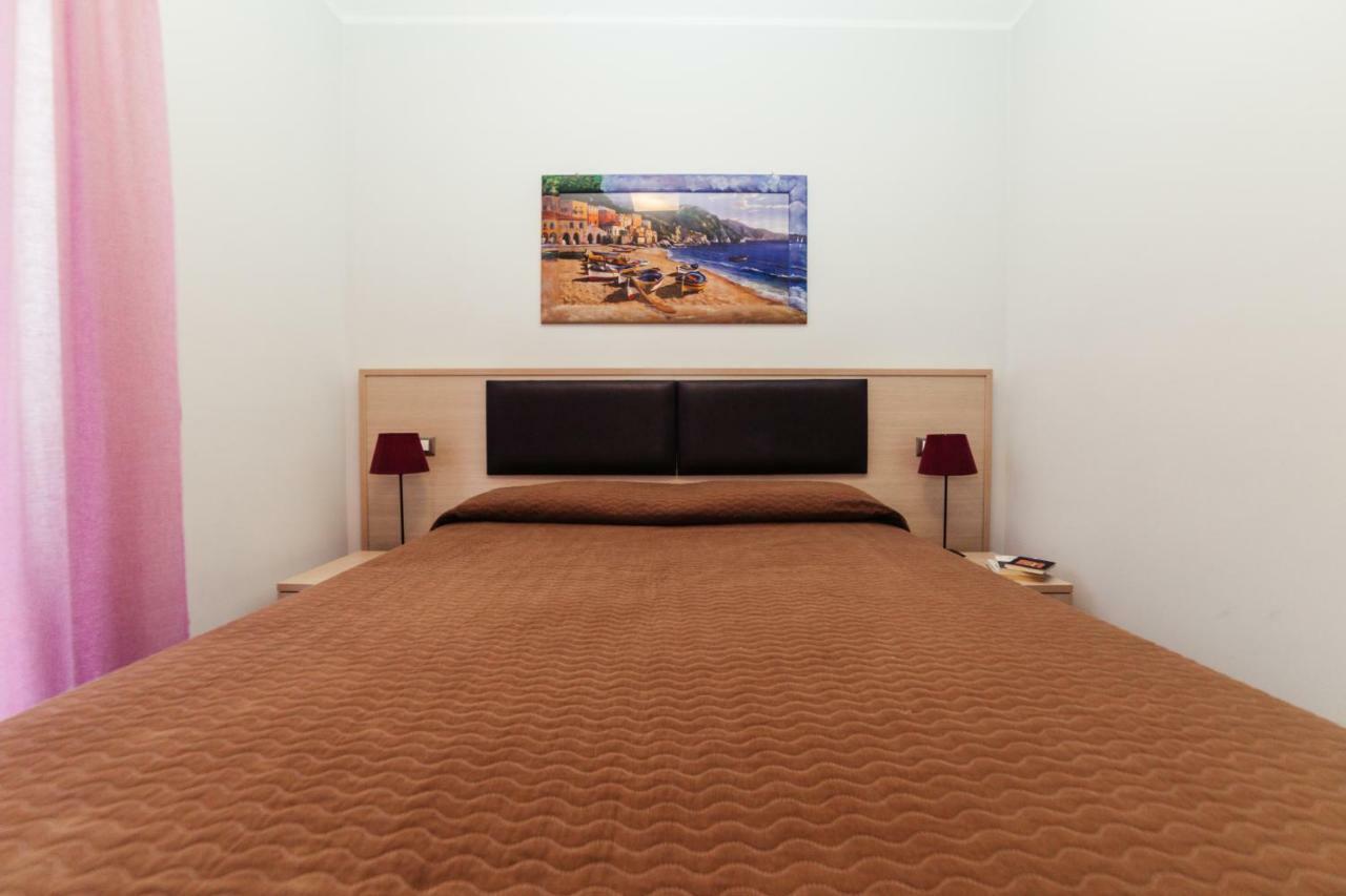 Residence Greco San Bartolomeo Al Mare Extérieur photo