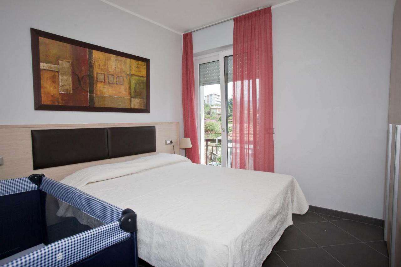 Residence Greco San Bartolomeo Al Mare Extérieur photo