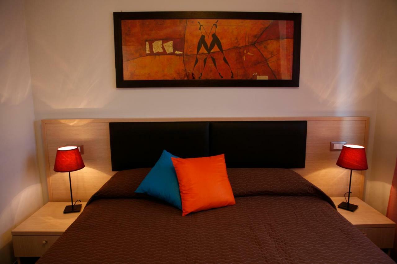 Residence Greco San Bartolomeo Al Mare Extérieur photo
